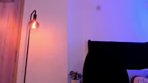 Jhonatan online show from April 28, 2:27 am