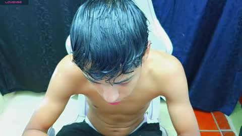 im_david01 online show from October 28, 1:14 pm