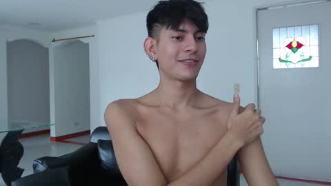 Snapshot of im_davo23 chatting on January 16, 8:36 pm Davo online show from January 16, 8:36 pm