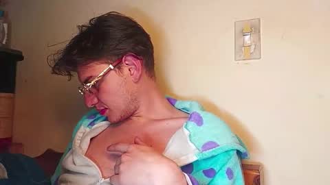 im_dereck_martinez_69 online show from September 9, 6:24 am