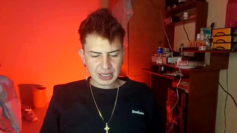 im_dereck_martinez_69 online show from November 25, 4:34 am