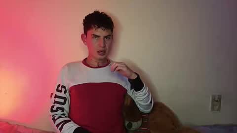 im_dereck_martinez_69 online show from January 10, 4:58 am