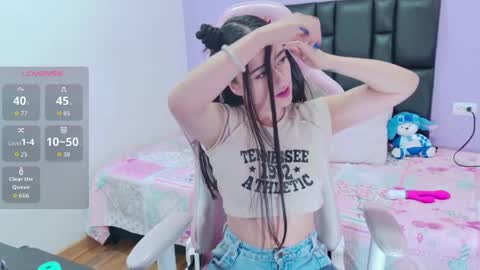 Eliza online show from April 3, 10:46 am