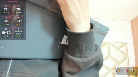  Im Gaia online show from September 10, 12:27 pm