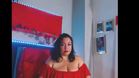 Snapshot of im_helenn_ chatting on December 19, 5:29 am Hellen online show from December 19, 5:29 am