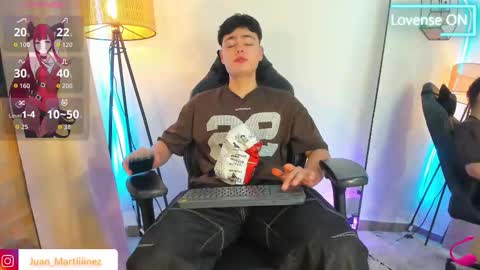 Snapshot of im_juaniito chatting on November 2, 11:07 pm  40 OFF TODAY online show from November 2, 11:07 pm