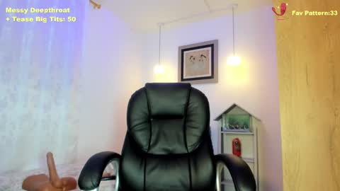 Snapshot of im_karoline chatting on January 26, 1:52 am Karoline online show from January 26, 1:52 am