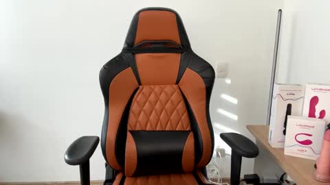 Laia online show from January 28, 9:29 pm