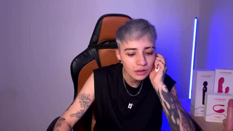 Laia online show from January 29, 12:33 am