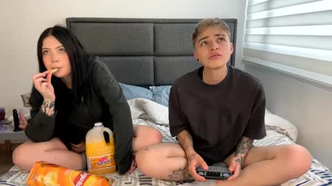 Laia online show from February 13, 9:17 pm