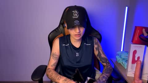 Laia online show from March 11, 9:02 am