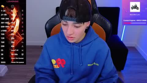 Laia online show from October 19, 2:45 am