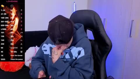 Laia online show from November 27, 12:13 am