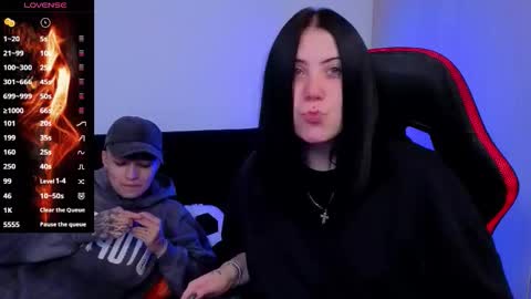 Laia online show from December 1, 12:37 am