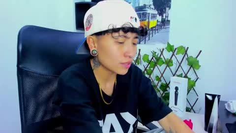 mathias online show from November 9, 4:05 pm