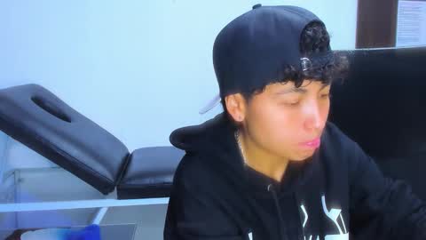 mathias online show from February 11, 3:33 am