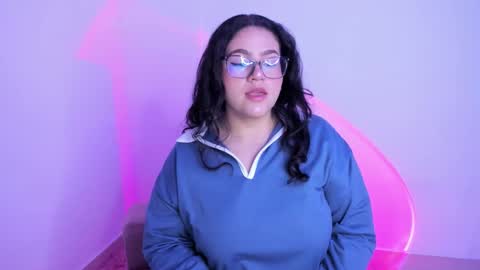 mei mei uwu online show from September 21, 12:34 am