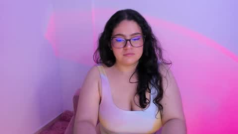 mei mei uwu online show from October 24, 3:58 am