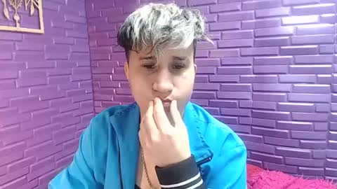 Snapshot of im_milan_rs chatting on January 9, 12:35 am im_milan_rs online show from January 9, 12:35 am