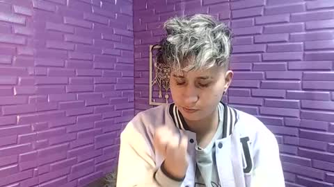 Snapshot of im_milan_rs chatting on January 14, 6:45 am im_milan_rs online show from January 14, 6:45 am