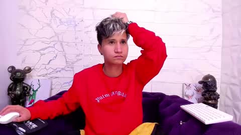 Snapshot of im_milan_rs chatting on February 1, 7:26 am im_milan_rs online show from February 1, 7:26 am