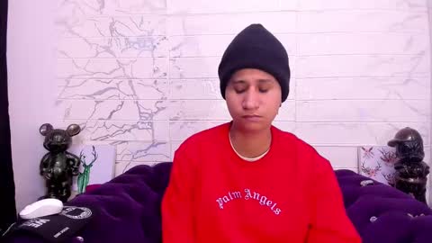 Snapshot of im_milan_rs chatting on February 5, 10:08 am im_milan_rs online show from February 5, 10:08 am