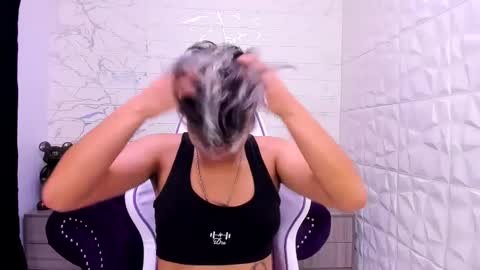 Snapshot of im_milan_rs chatting on February 15, 12:37 am im_milan_rs online show from February 15, 12:37 am