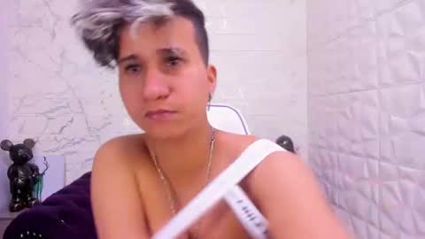 Snapshot of im_milan_rs chatting on February 17, 3:47 am im_milan_rs online show from February 17, 3:47 am