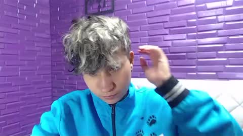 Snapshot of im_milan_rs chatting on February 21, 7:23 am im_milan_rs online show from February 21, 7:23 am