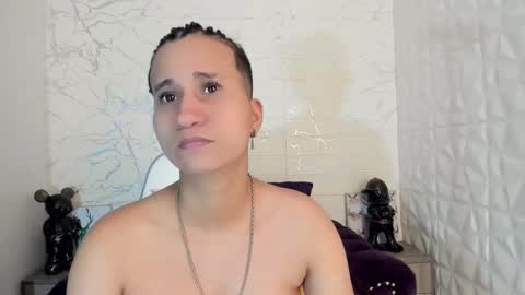 Snapshot of im_milan_rs chatting on February 27, 12:21 am im_milan_rs online show from February 27, 12:21 am