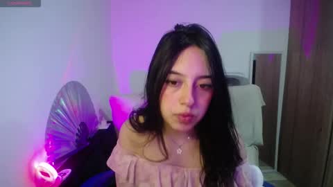 Snapshot of im_misssilver chatting on November 7, 2:11 am im_misssilver online show from November 7, 2:11 am