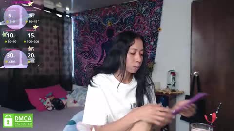 Cutie pie online show from December 2, 3:07 pm