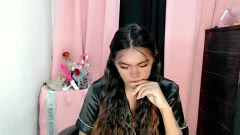 im_yourfairyannaxx online show from September 15, 5:46 pm