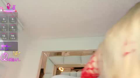 Snapshot of im_yours_01 chatting on June 11, 5:05 am daniella online show from June 11, 5:05 am