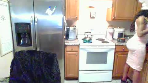 Snapshot of iman_love chatting on January 23, 11:36 pm iman_love online show from January 23, 11:36 pm