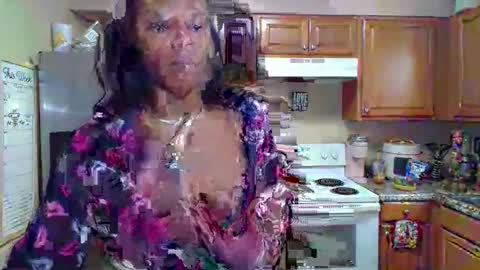 Snapshot of iman_love chatting on February 20, 8:58 pm iman_love online show from February 20, 8:58 pm