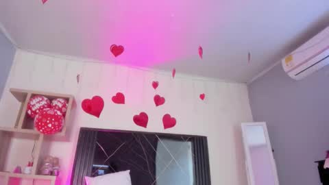 Snapshot of imaray_1_ chatting on February 13, 1:40 pm imaray online show from February 13, 1:40 pm