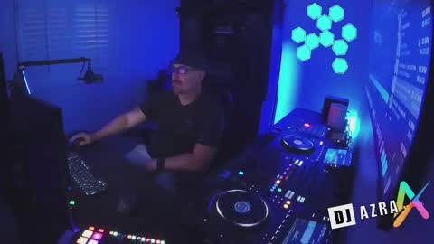 DJ Azra online show from October 16, 2:01 am