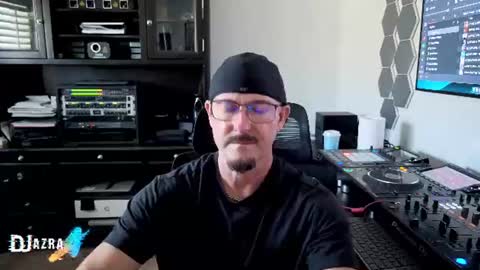 DJ Azra online show from June 25, 9:52 pm