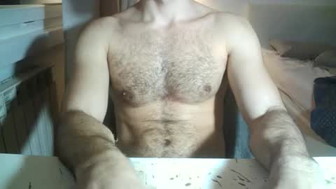 Snapshot of imfranky10 chatting on February 18, 12:39 am frank online show from February 18, 12:39 am