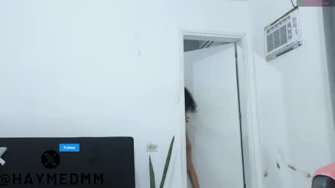 Snapshot of imhaymed chatting on January 15, 7:37 am Haymed Montao online show from January 15, 7:37 am
