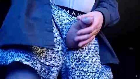 Iminyourroom online show from October 30, 8:49 am