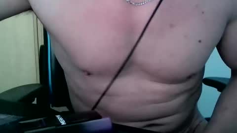 imlovesexmachine69 online show from April 20, 9:05 pm