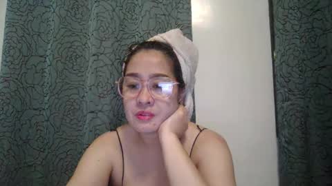 Immaculate02 online show from February 19, 5:14 am