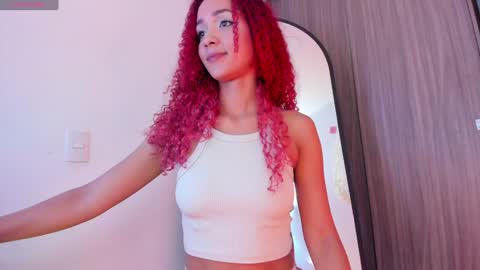 mia ---------  COL TIME online show from December 10, 10:05 pm