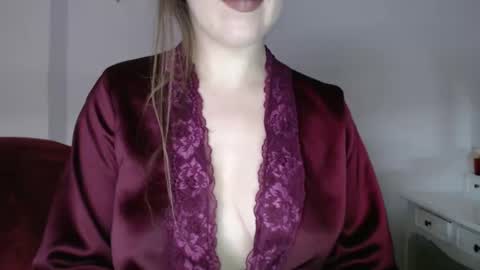 Pola online show from December 9, 9:37 pm