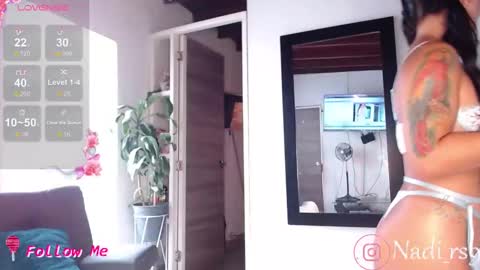 Snapshot of imnadiaroses chatting on September 30, 6:46 pm Nadia online show from September 30, 6:46 pm