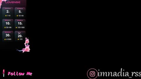 Snapshot of imnadiaroses chatting on November 10, 8:24 am Nadia online show from November 10, 8:24 am