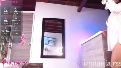 Snapshot of imnadiaroses chatting on November 30, 6:50 am Nadia online show from November 30, 6:50 am