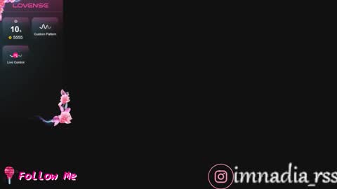 Snapshot of imnadiaroses chatting on December 15, 5:39 pm Nadia online show from December 15, 5:39 pm